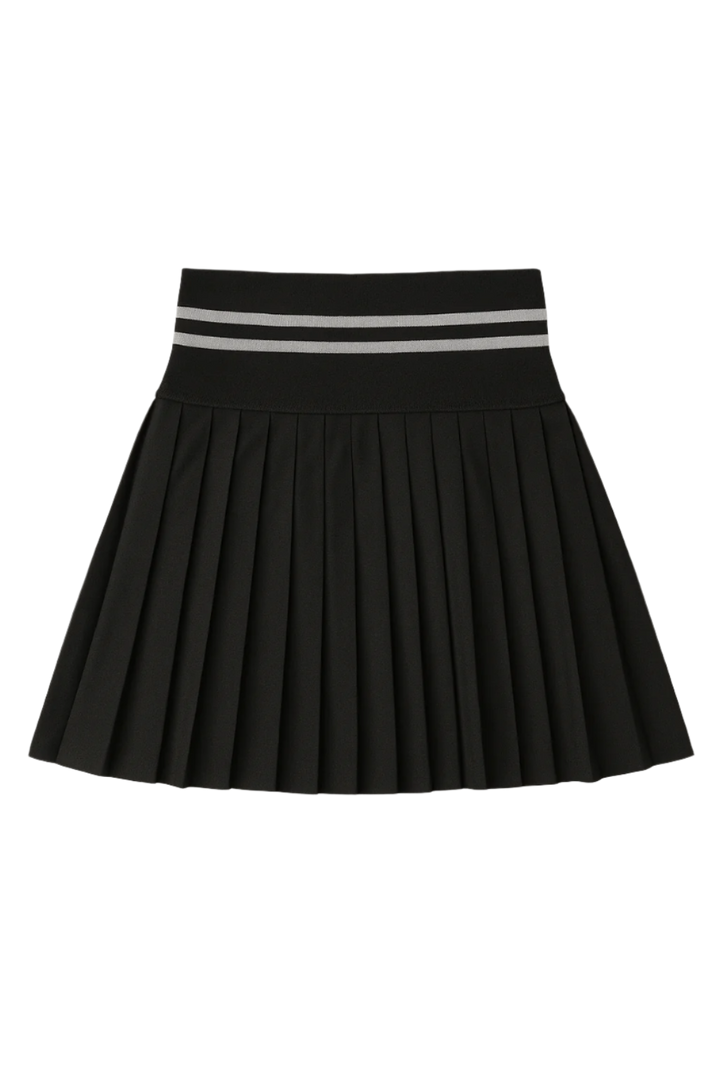 Black pleated women’s sport skort for tennis and golf by LMC