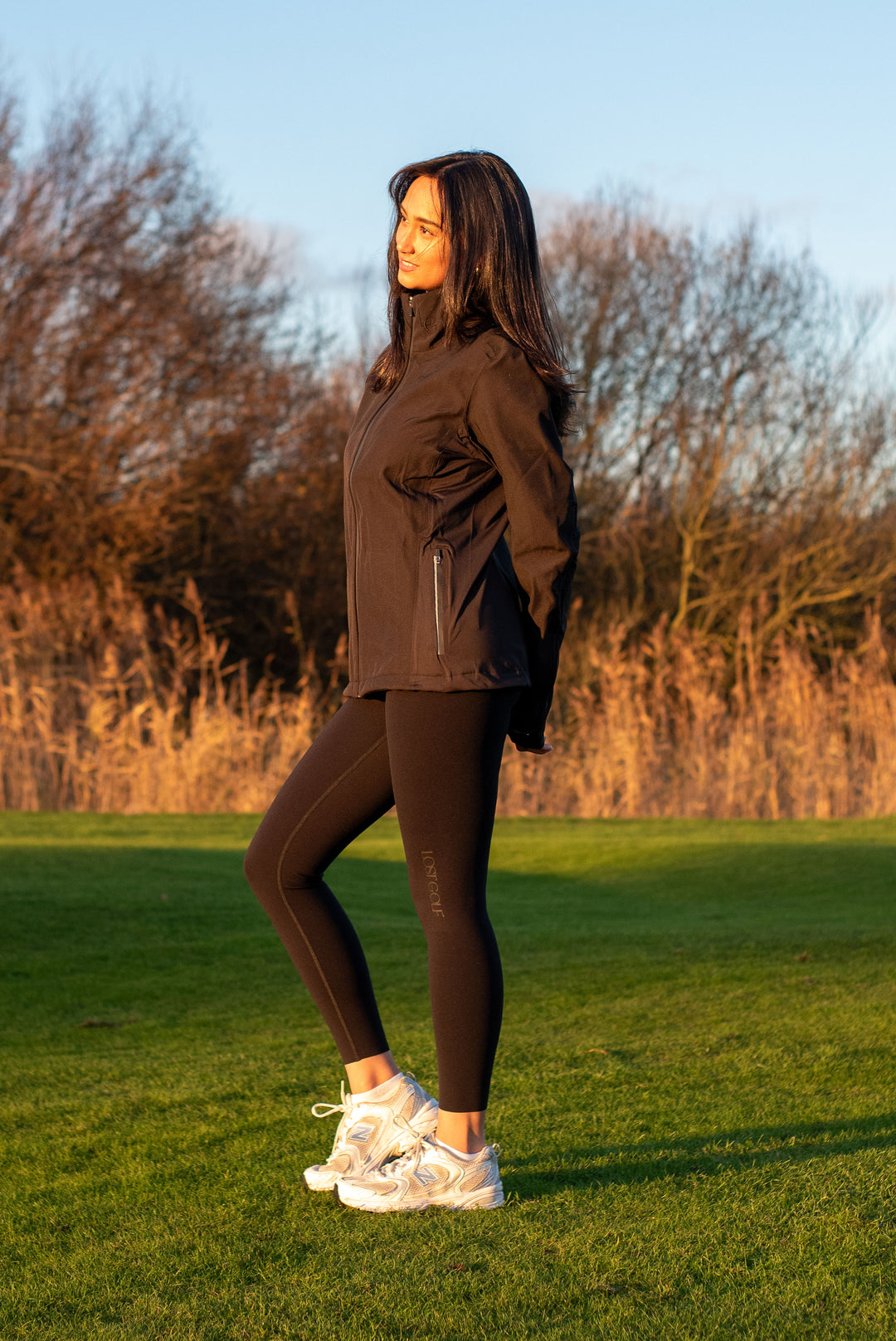Lightweight quick-dry women’s leggings for sport or lifestyle wear