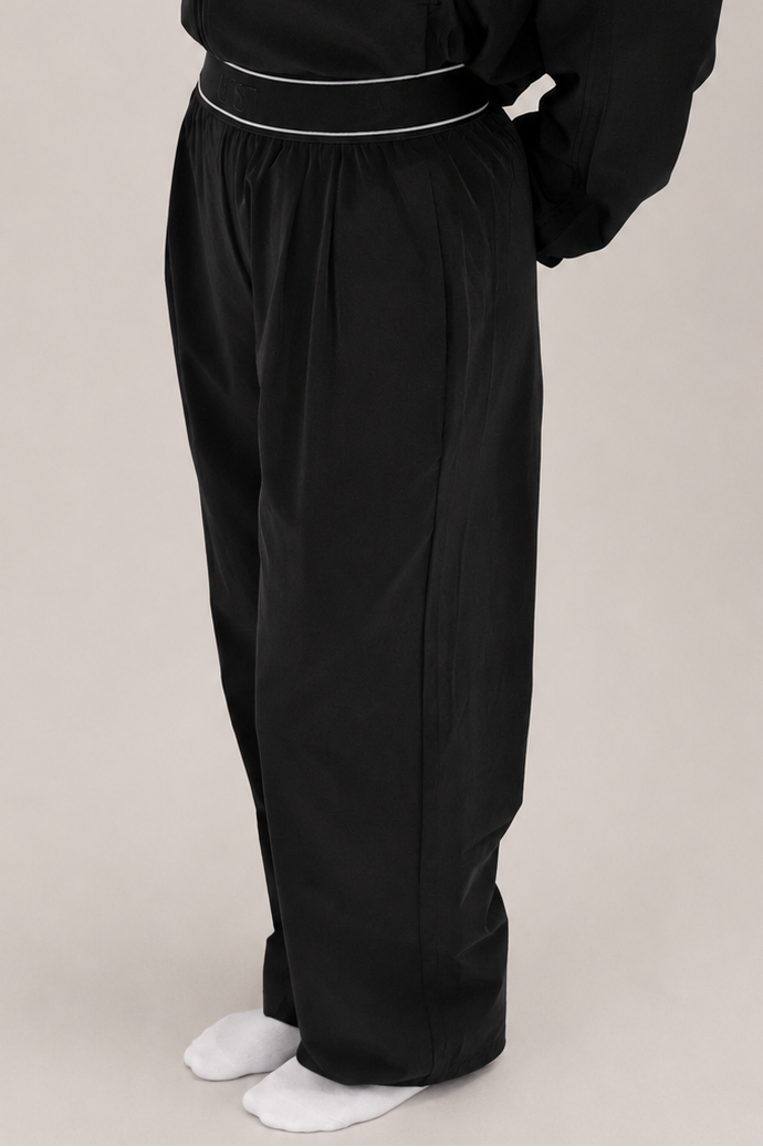 The Everyday Pant in Black
